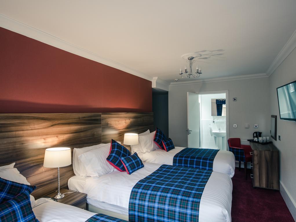 Royal West End Hotel Glasgow Room photo